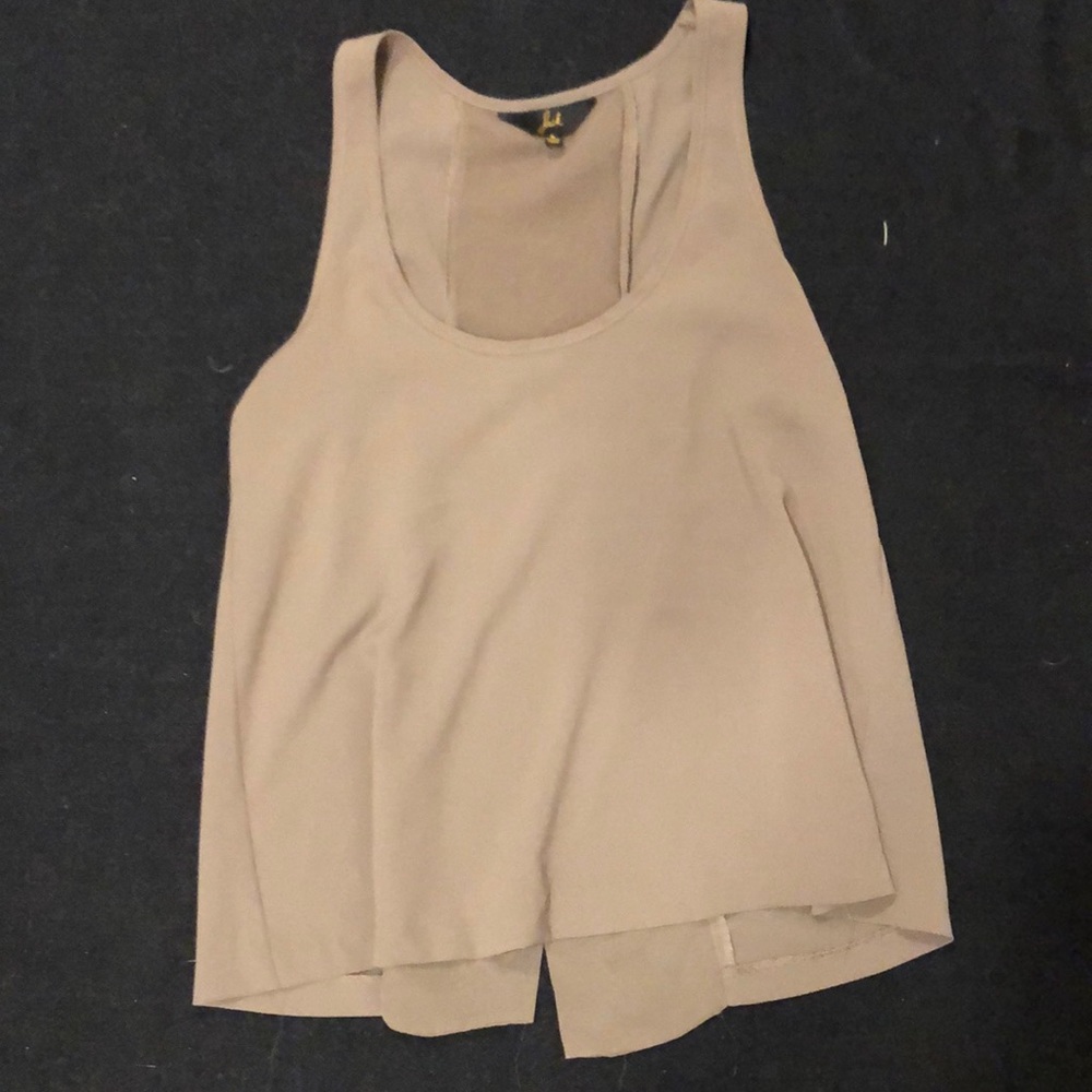 Split back tank